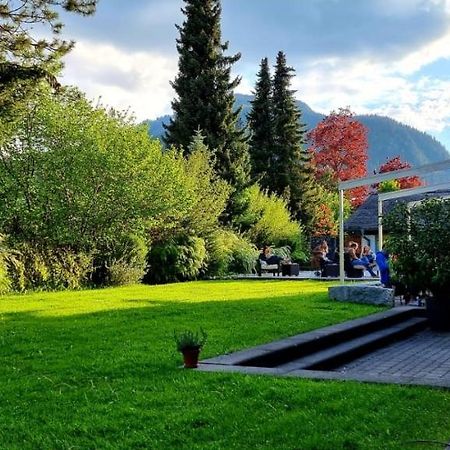 Hotel Alpine Lodge Gstaad Exterior foto